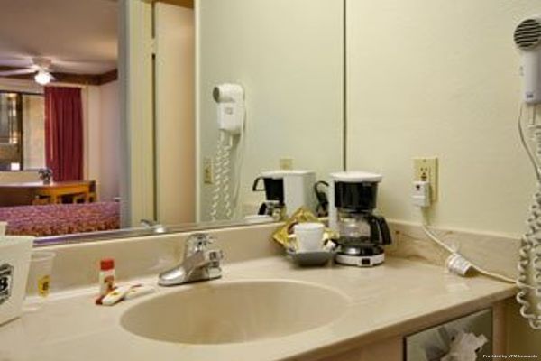 Americas Best Value Inn Hesperia